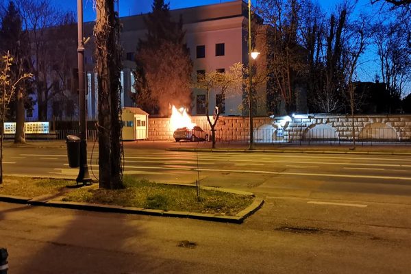 sofer sinucidere ambasada rusiei